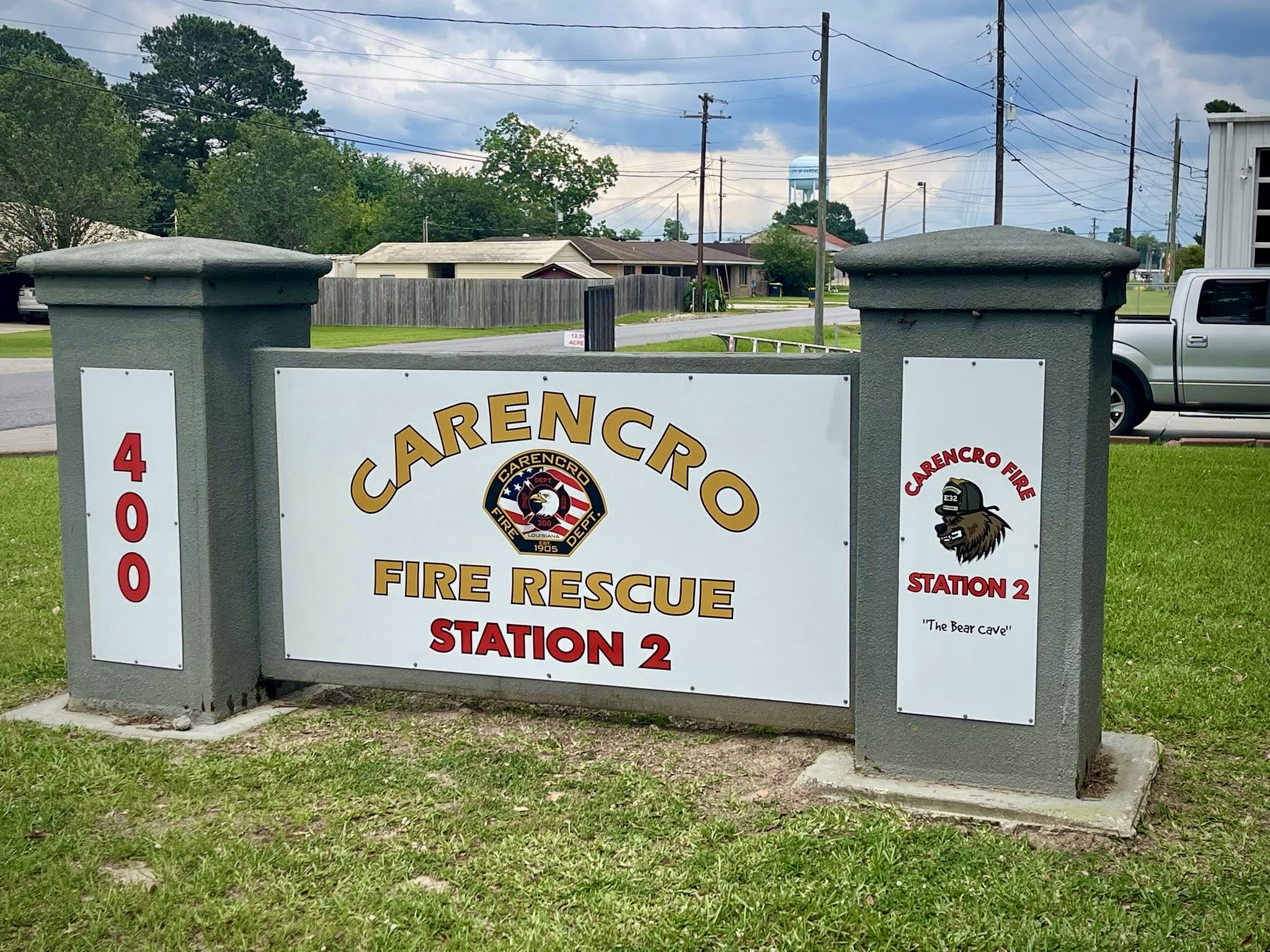 Freestanding monument sign at a business entrance